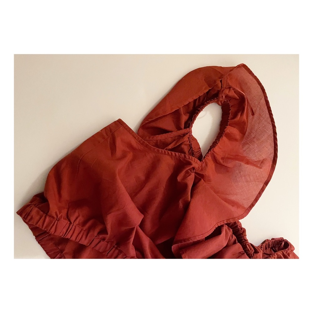 BANANA REPUBLIC - Ruffled Crop Top